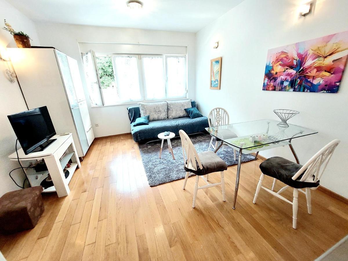Apartment Divas Spalato Esterno foto