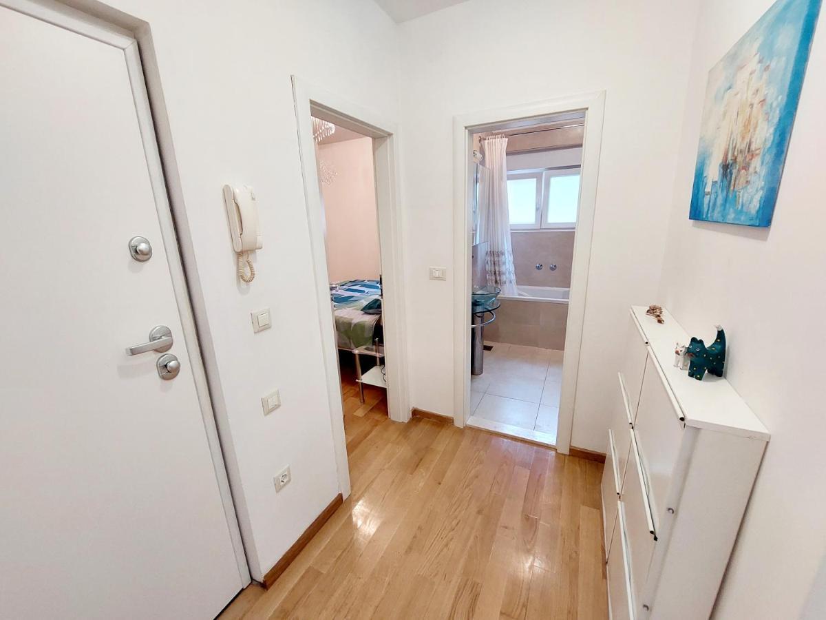 Apartment Divas Spalato Esterno foto